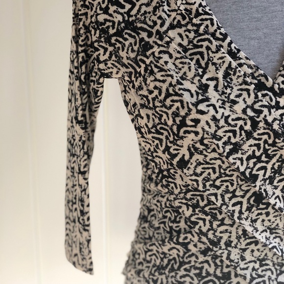 Anthropologie Meadow Rue Faux Wrap Top - Picture 4 of 9